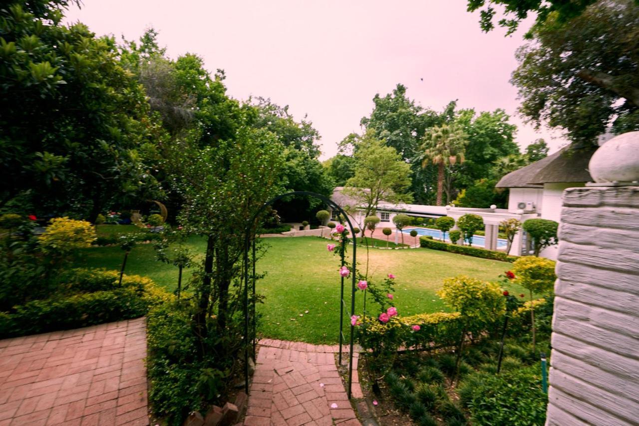 Sandton Country Manor Йоханесбург Екстериор снимка